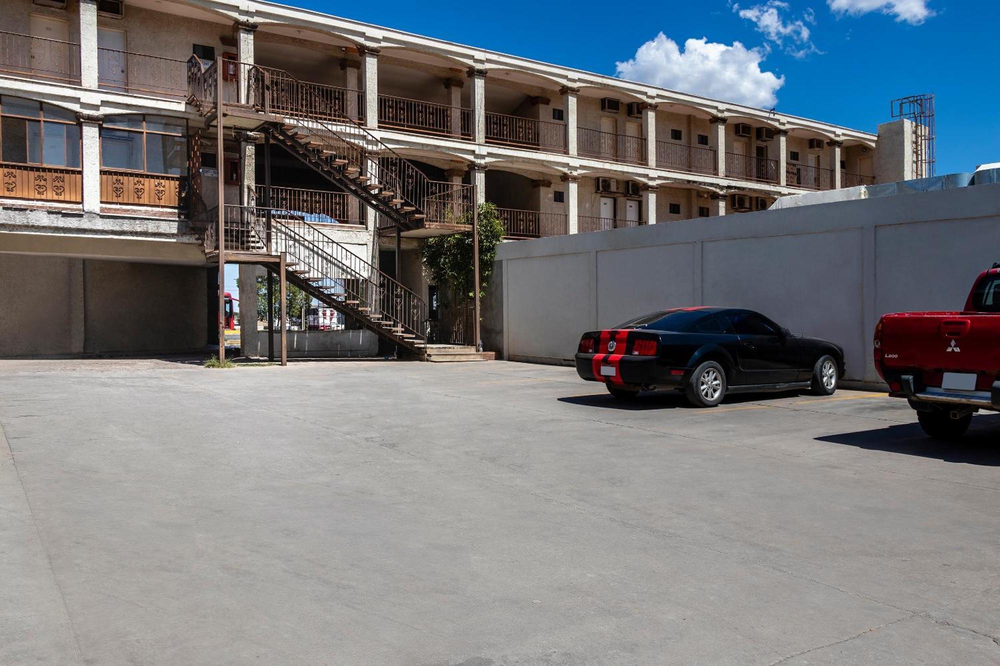 Oyo Hotel Real Del Sur, Estadio Chihuahua Exterior foto